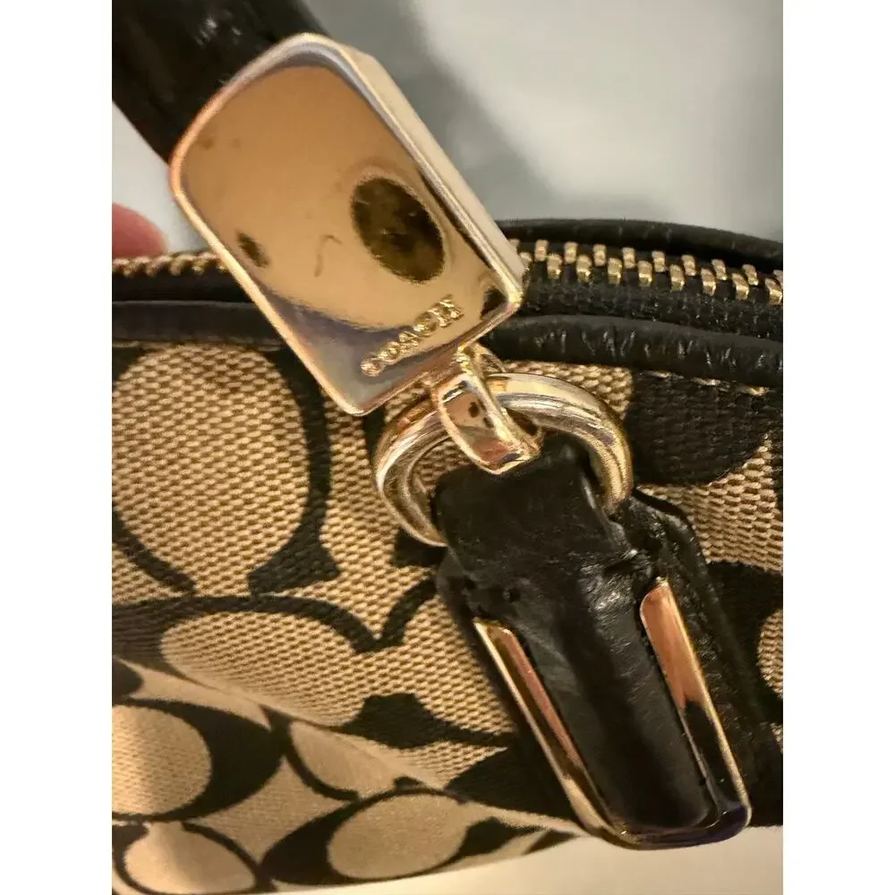 EUC Coach SIgnature Kelsey Satchel and Wallet